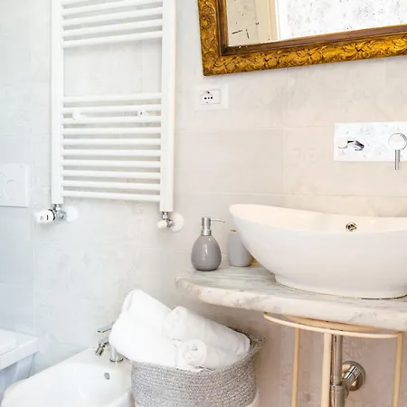 The Railway 74 לינה וארוחת בוקר לה ספציה