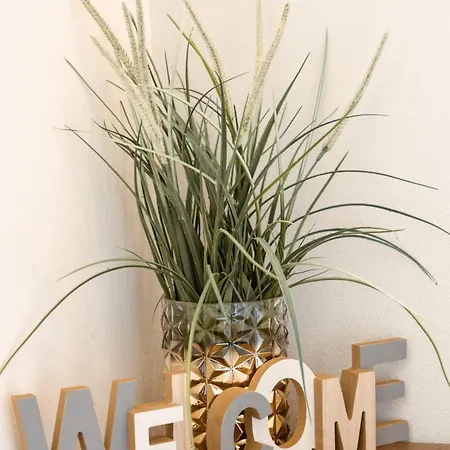 לינה וארוחת בוקר The Railway 74 לה ספציה