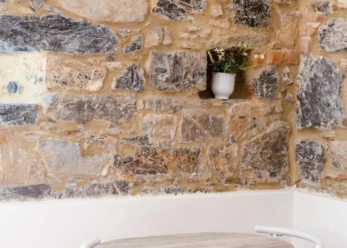 The Railway 74 4* La Spezia