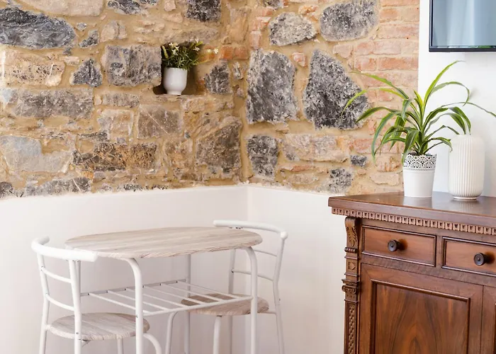 The Railway 74 Bed & Breakfast 4*