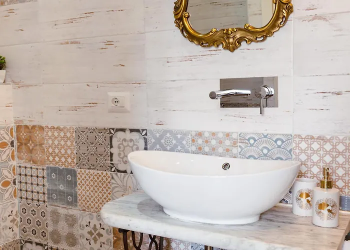 The Railway 74 4* La Spezia