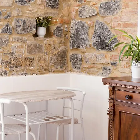 The Railway 74 Bed & Breakfast 4*