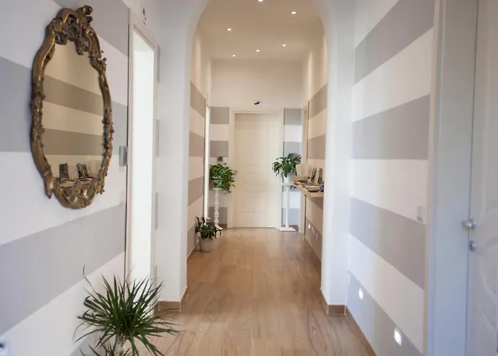 The Railway 74 4* Специя