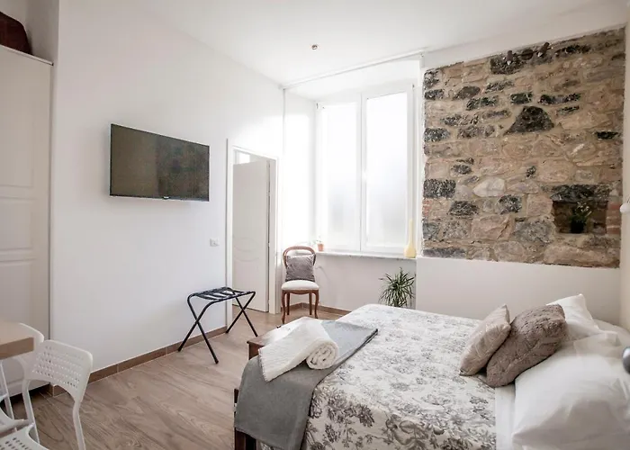 The Railway 74 Специя